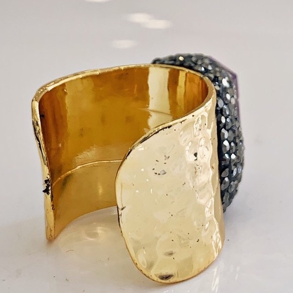 ROCK AMETHYST STATEMENT RING - Picture 3 of 4